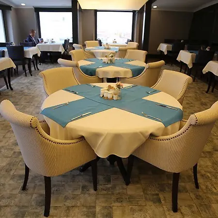 Mara Palace Hotel 4*