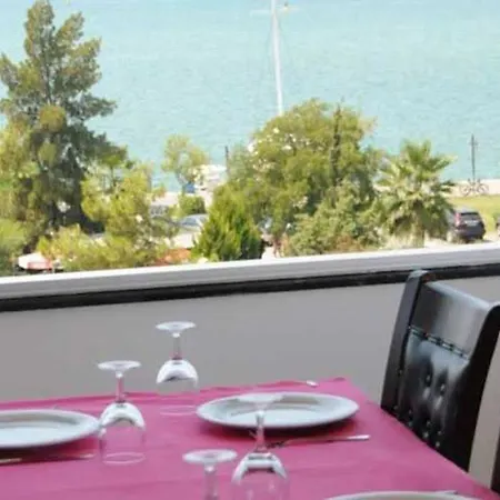 Отель Mara Palace 4*